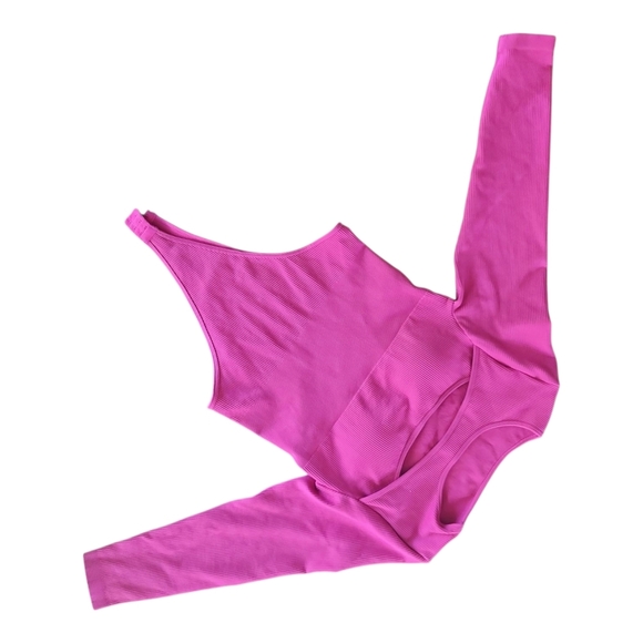 Magenta Long Sleeve Bodysuit – Size Large, Padded Cups, Stretch Fit, No Tags - Picture 3 of 7